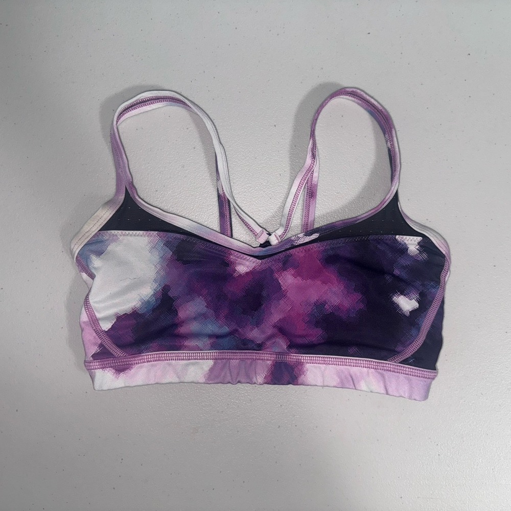 Lululemon Sweaty Endeavor Size 4 Sports Bra Yoga Fitness Training Blooming Pixie